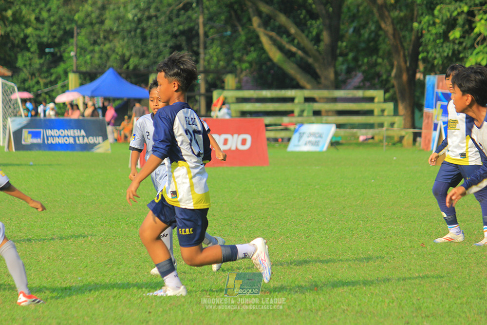 u11 170526 asia football school vs fc decorasiku