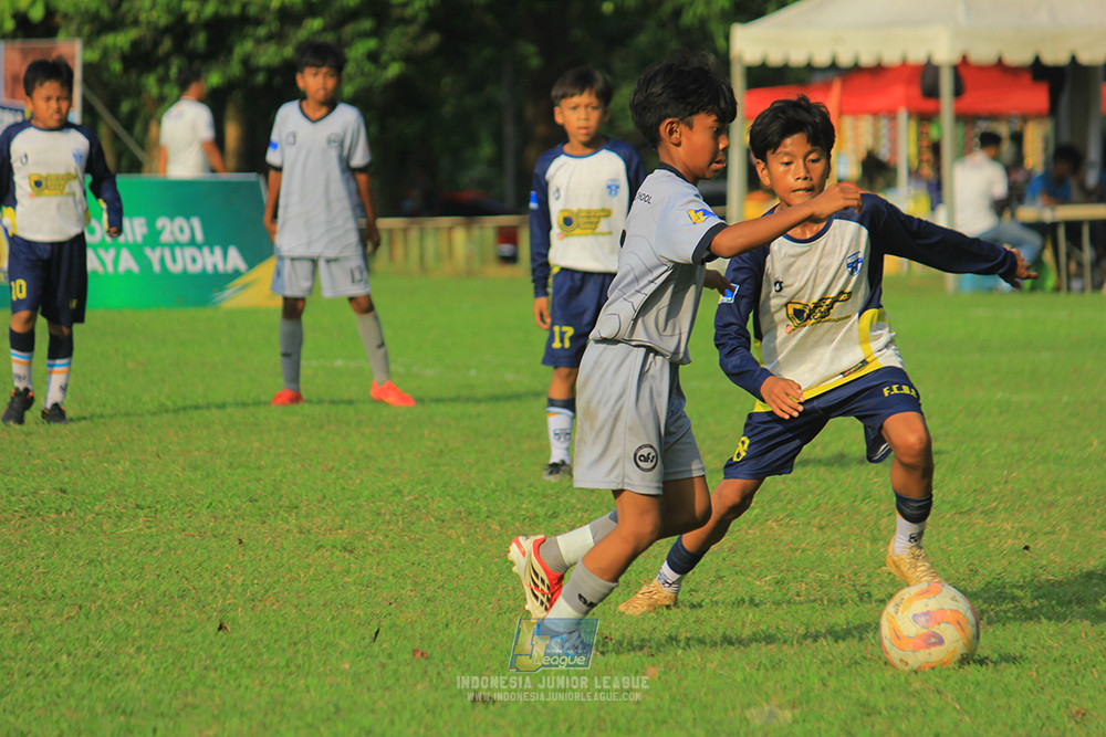 u11 170526 asia football school vs fc decorasiku