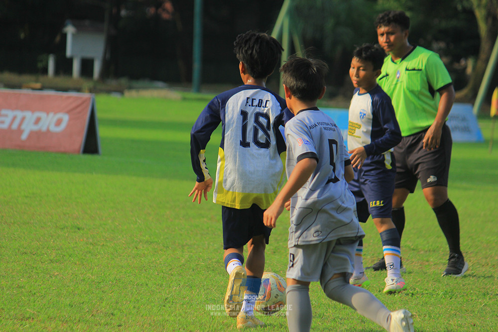 u11 170526 asia football school vs fc decorasiku