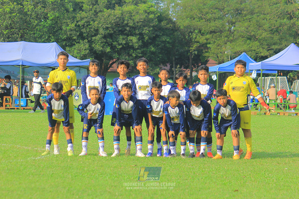 u11 170526 asia football school vs fc decorasiku