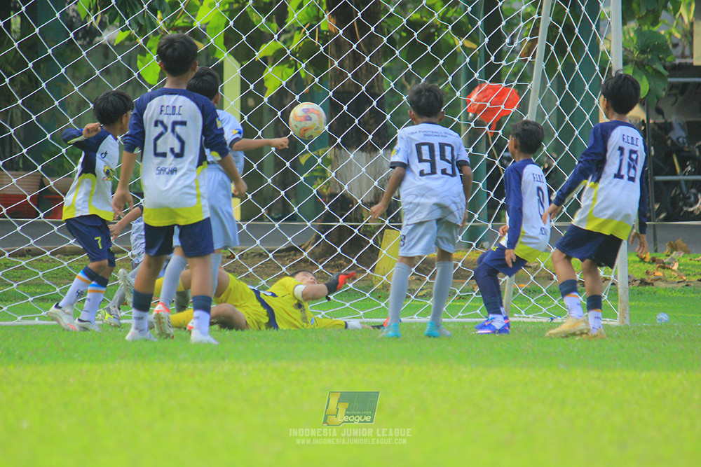 u11 170526 asia football school vs fc decorasiku