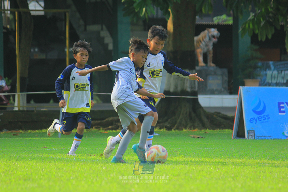 u11 170526 asia football school vs fc decorasiku