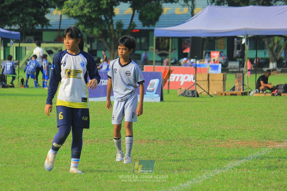 u11 170526 asia football school vs fc decorasiku