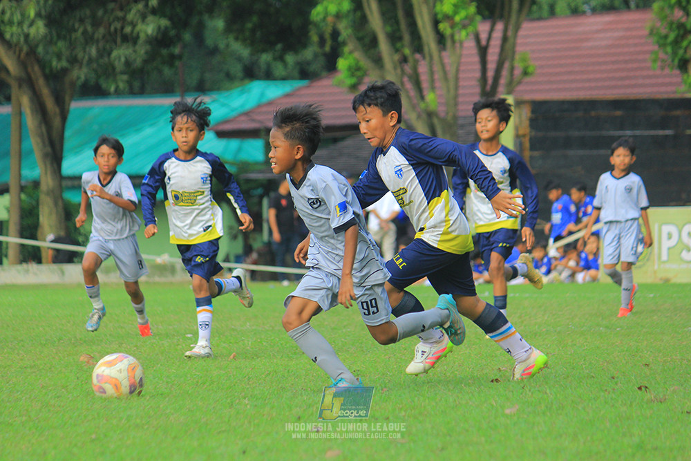 u11 170526 asia football school vs fc decorasiku