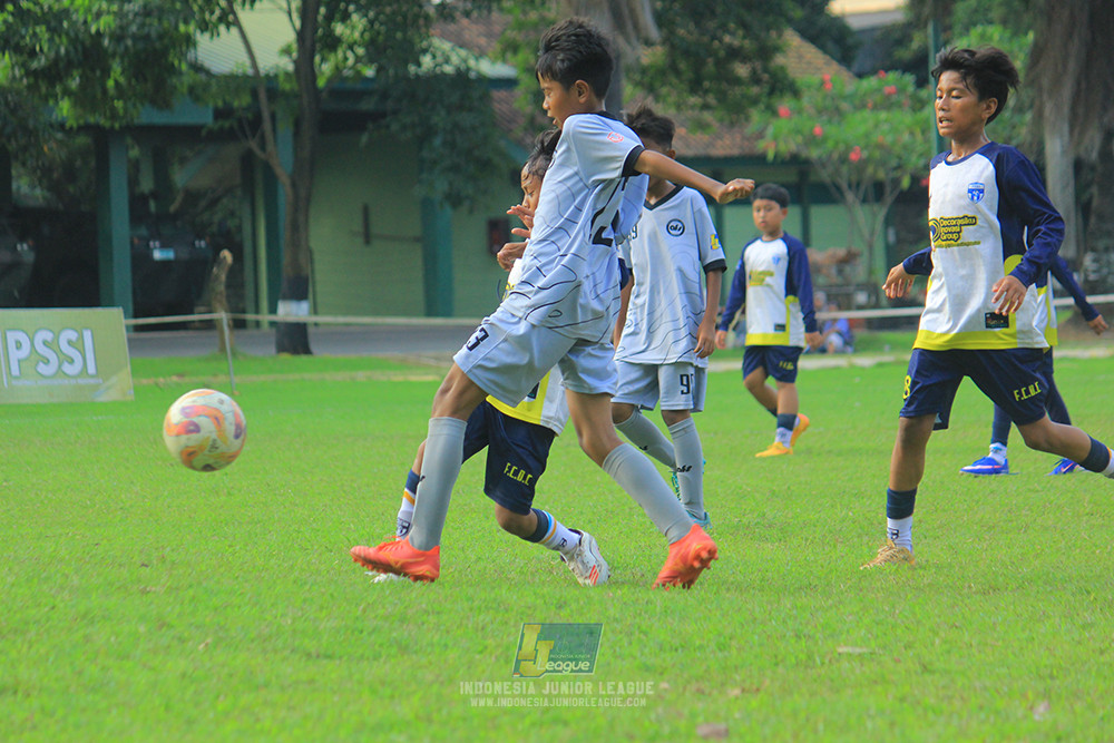 u11 170526 asia football school vs fc decorasiku