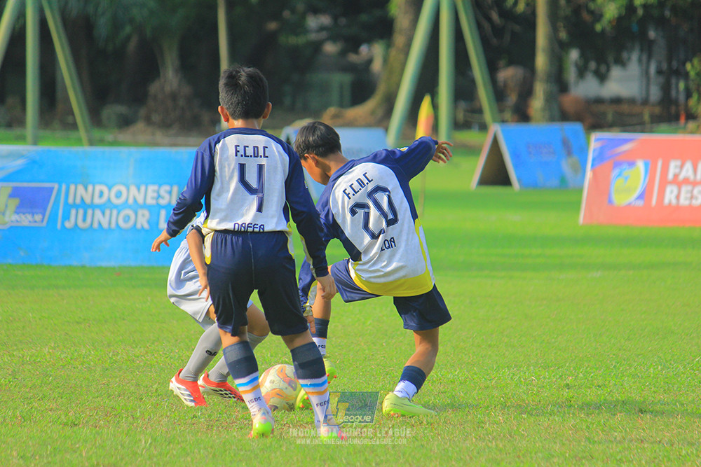 u11 170526 asia football school vs fc decorasiku