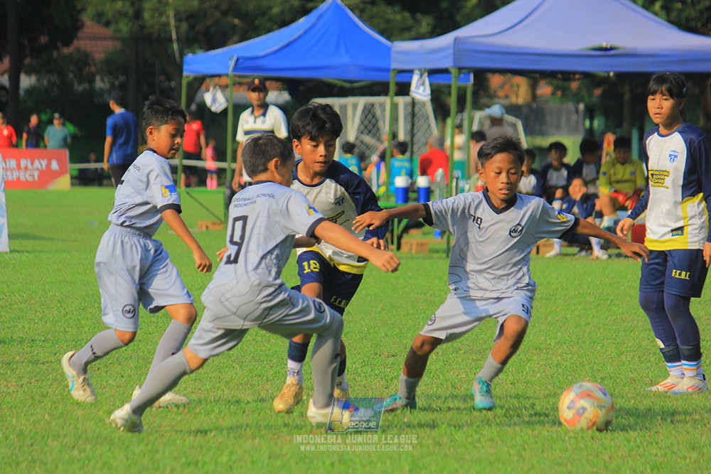 u11 170526 asia football school vs fc decorasiku