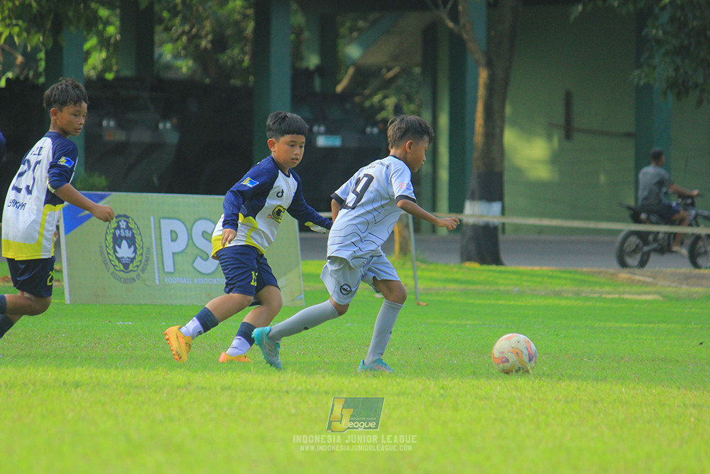 u11 170526 asia football school vs fc decorasiku