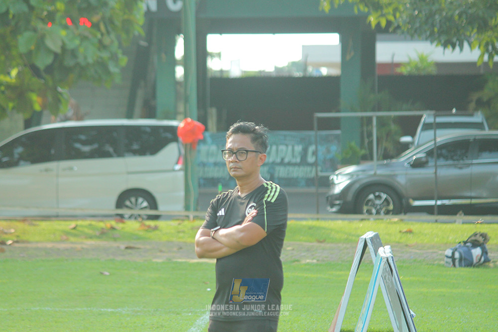 u11 170526 asia football school vs fc decorasiku
