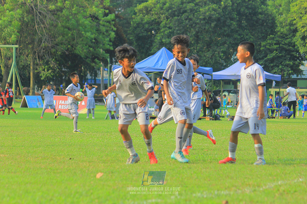 u11 170526 asia football school vs fc decorasiku