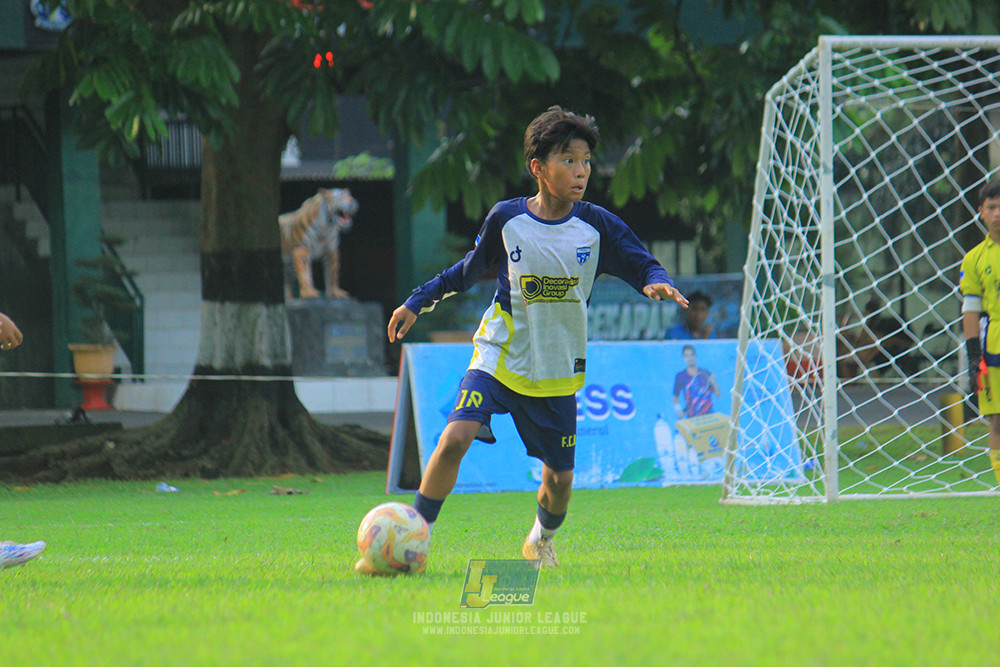 u11 170526 asia football school vs fc decorasiku