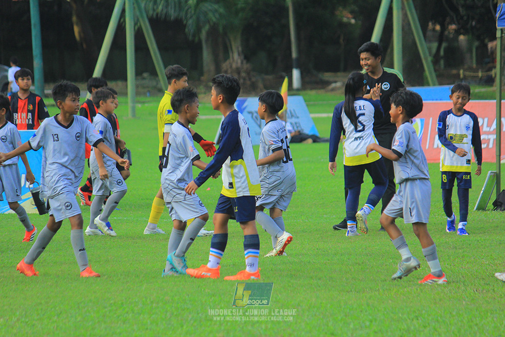 u11 170526 asia football school vs fc decorasiku