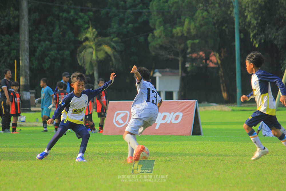 u11 170526 asia football school vs fc decorasiku