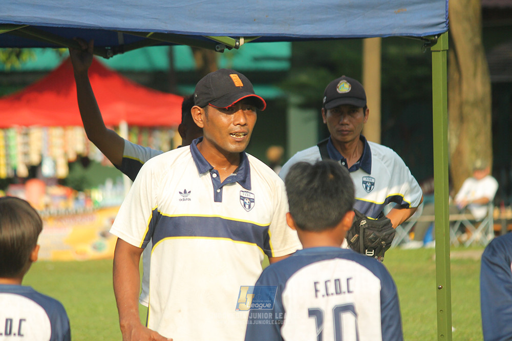 u11 170526 asia football school vs fc decorasiku