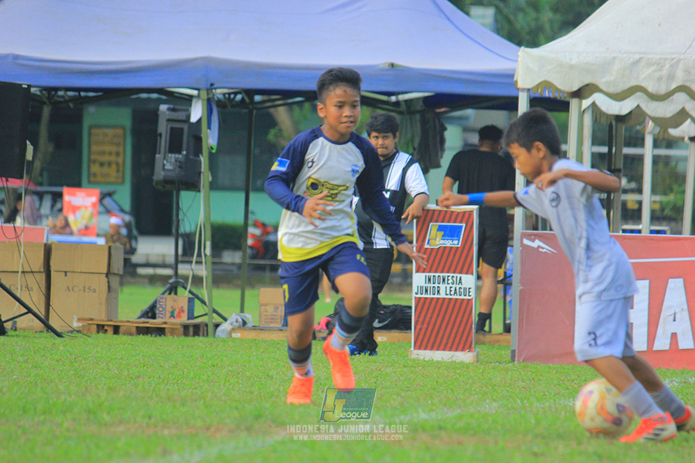 u11 170526 asia football school vs fc decorasiku