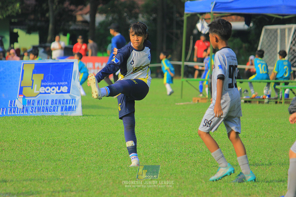 u11 170526 asia football school vs fc decorasiku