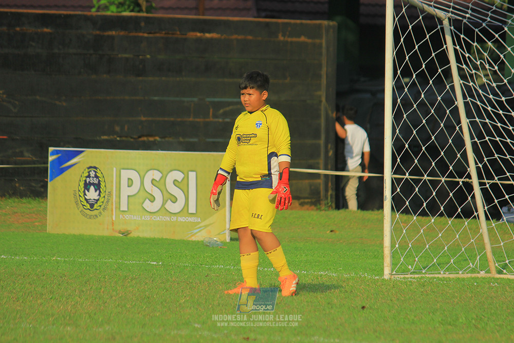 u11 170526 asia football school vs fc decorasiku