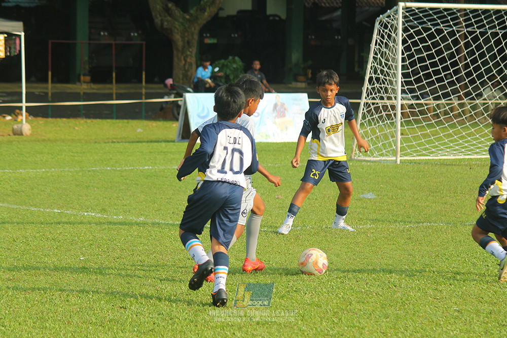u11 170526 asia football school vs fc decorasiku
