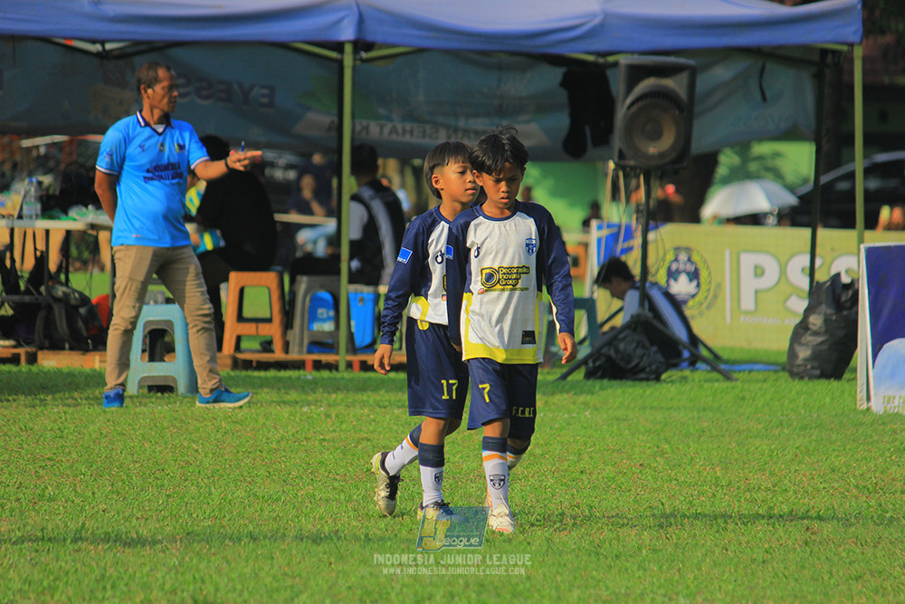 u11 170526 asia football school vs fc decorasiku