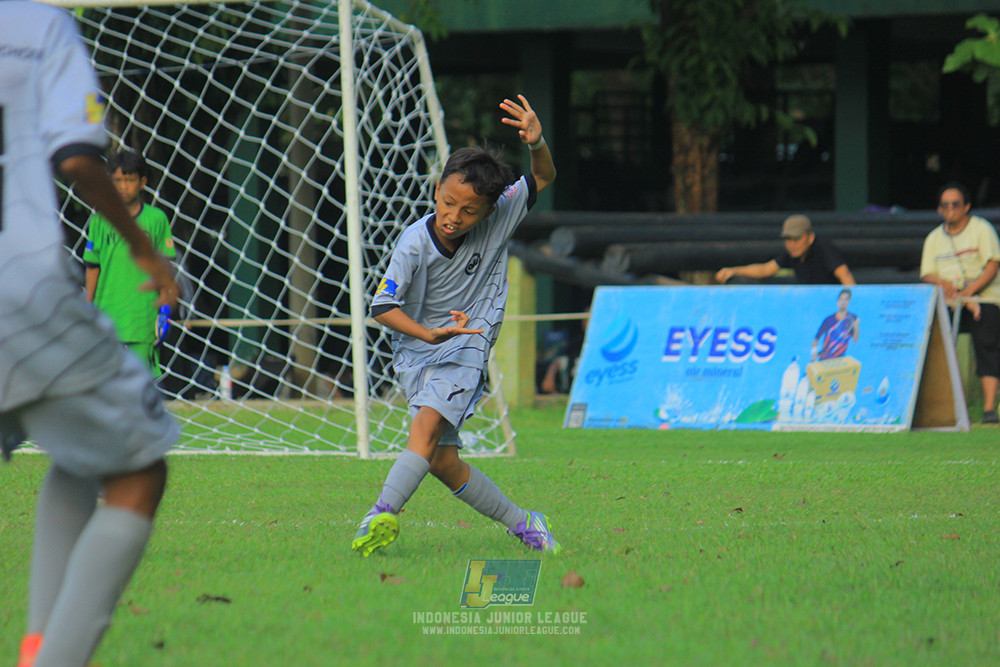 u11 170526 asia football school vs fc decorasiku