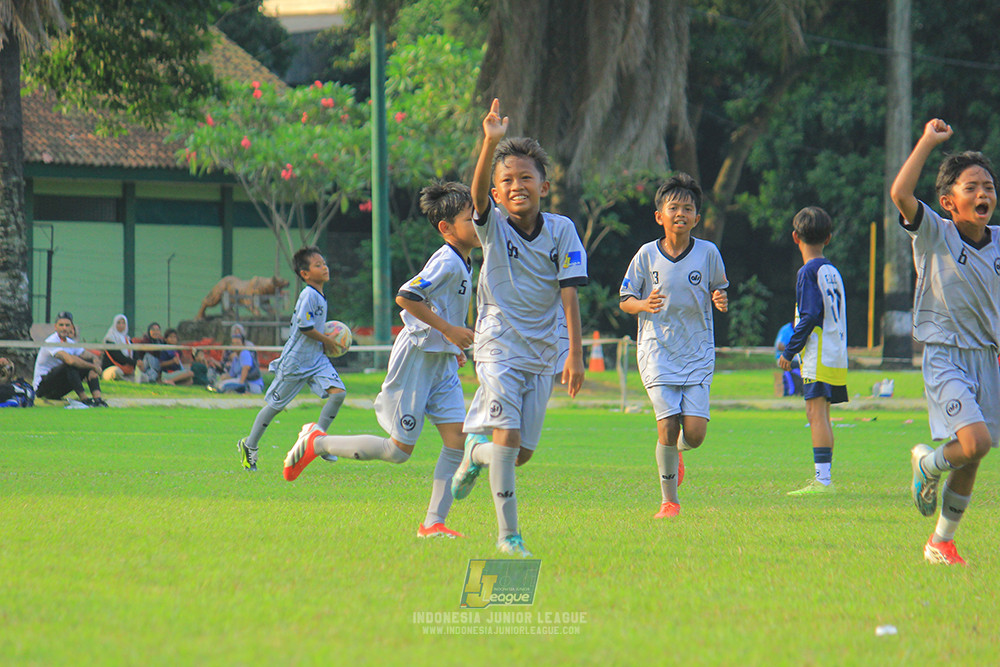 u11 170526 asia football school vs fc decorasiku