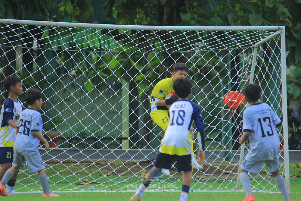 u11 170526 asia football school vs fc decorasiku