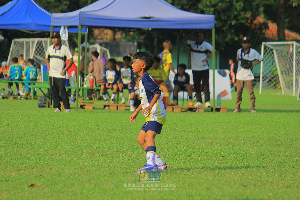 u11 170526 asia football school vs fc decorasiku