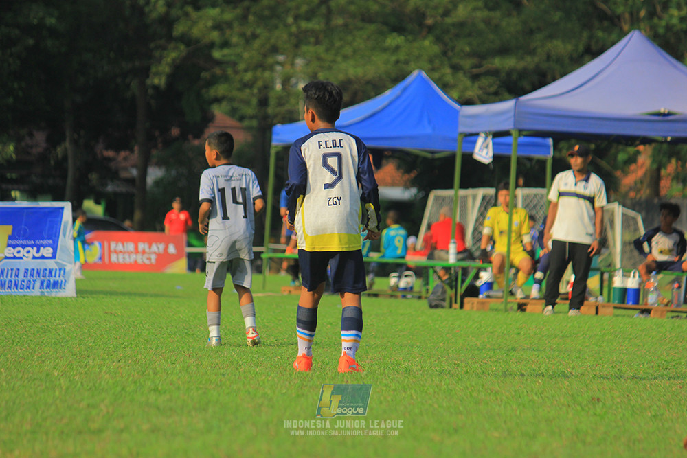 u11 170526 asia football school vs fc decorasiku