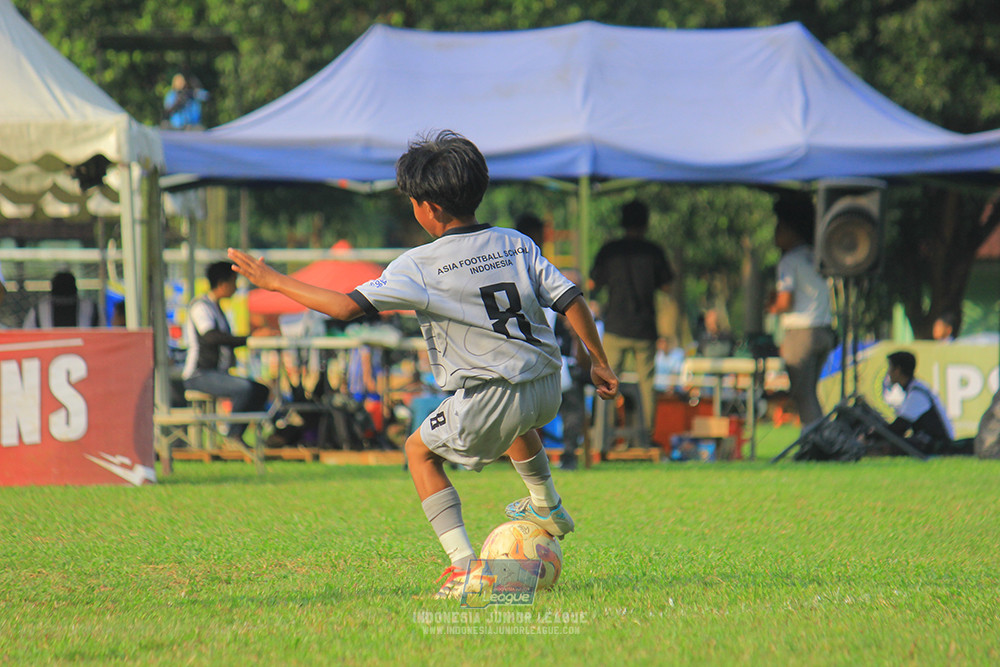 u11 170526 asia football school vs fc decorasiku