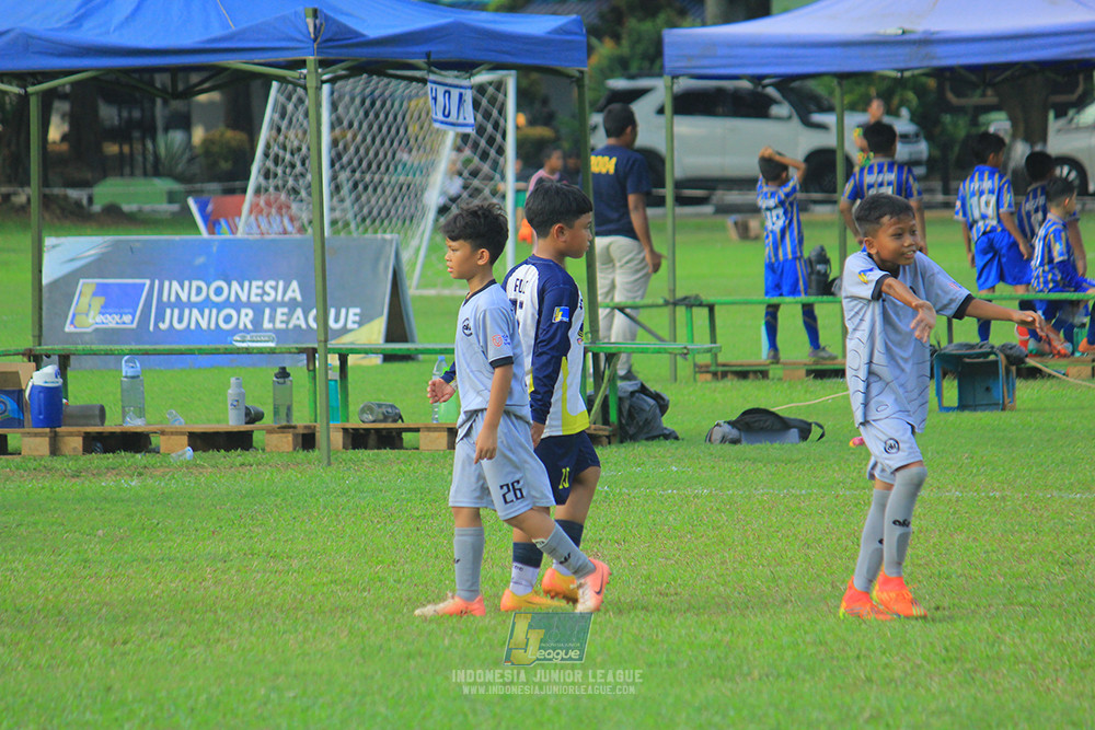 u11 170526 asia football school vs fc decorasiku