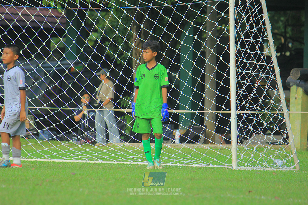 u11 170526 asia football school vs fc decorasiku