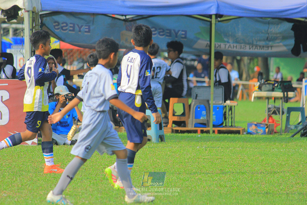 u11 170526 asia football school vs fc decorasiku