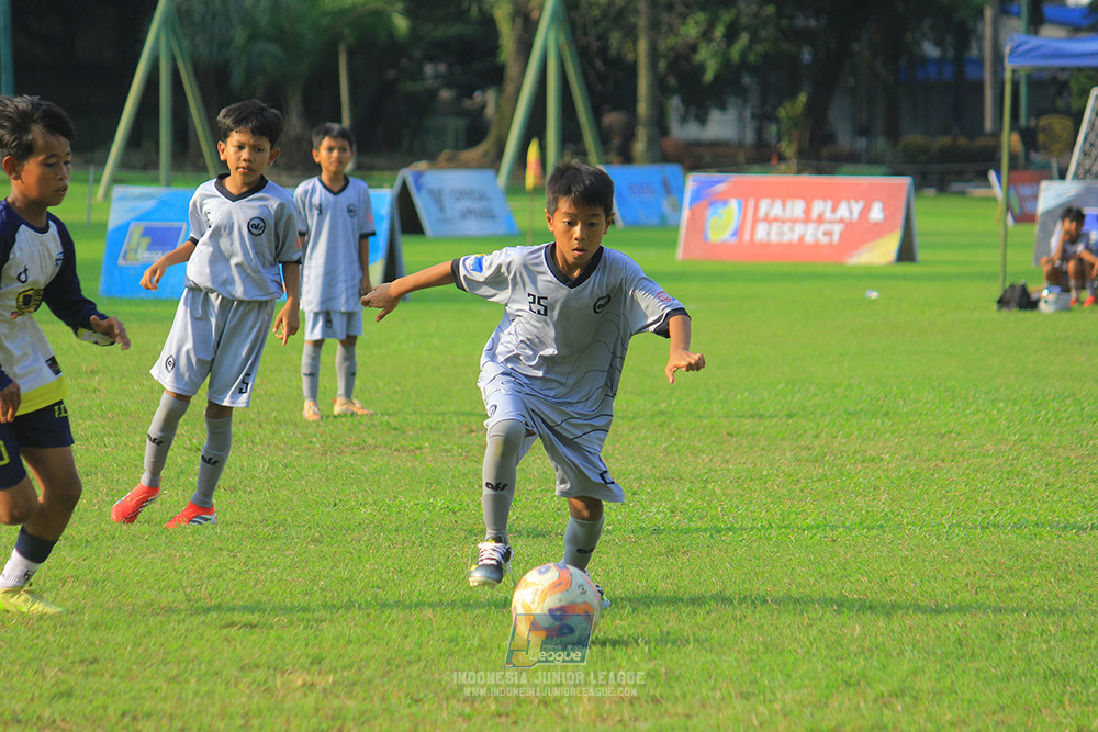 u11 170526 asia football school vs fc decorasiku