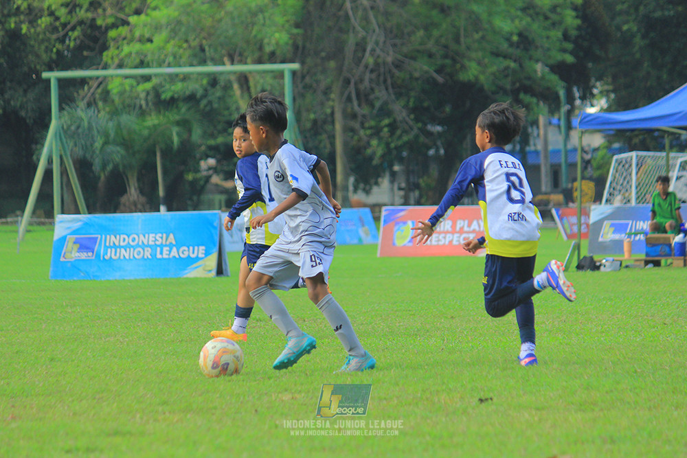 u11 170526 asia football school vs fc decorasiku