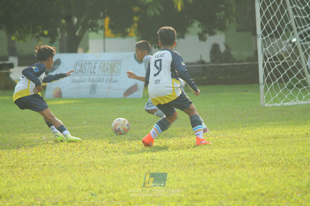 u11 170526 asia football school vs fc decorasiku