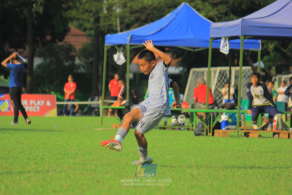 u11 170526 asia football school vs fc decorasiku