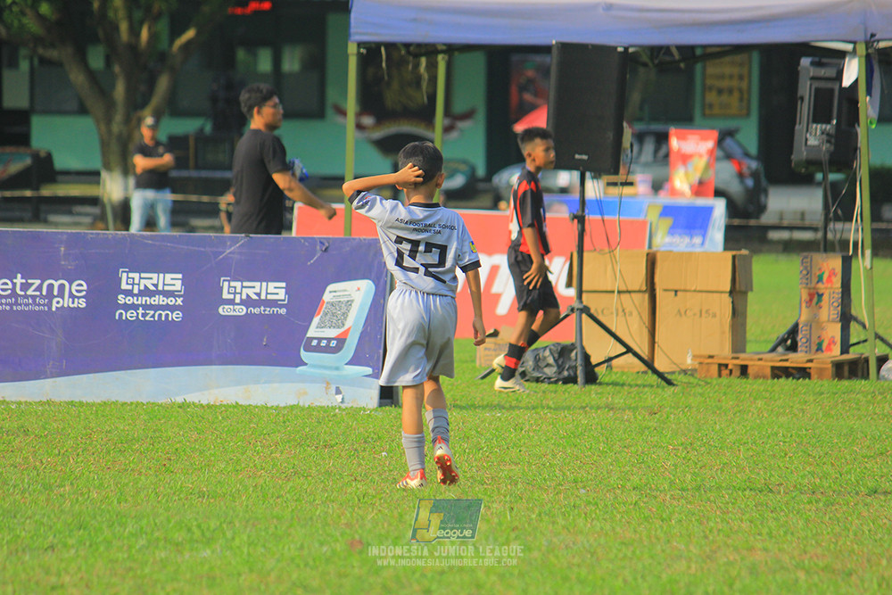 u11 170526 asia football school vs fc decorasiku