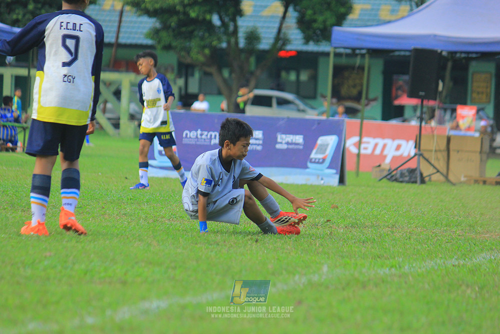 u11 170526 asia football school vs fc decorasiku