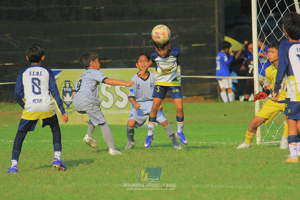 u11 170526 asia football school vs fc decorasiku