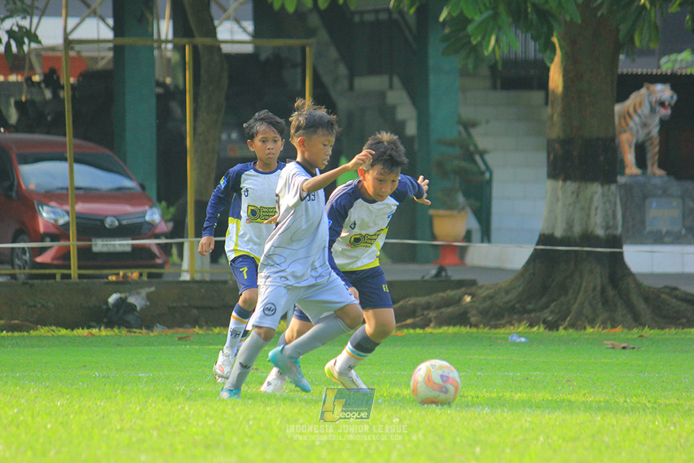 u11 170526 asia football school vs fc decorasiku