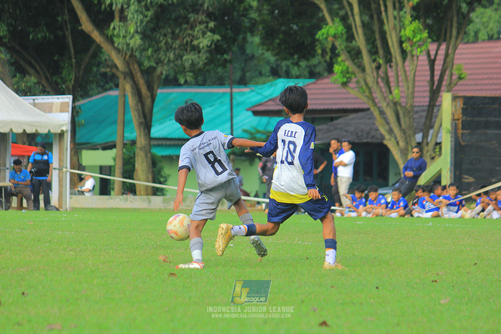 u11 170526 asia football school vs fc decorasiku