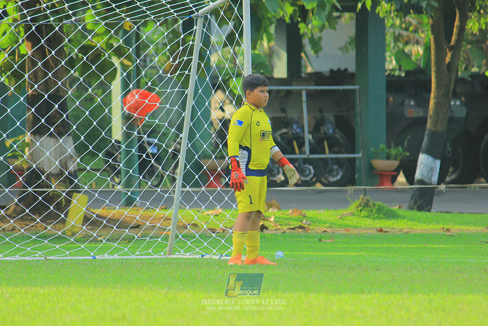 u11 170526 asia football school vs fc decorasiku