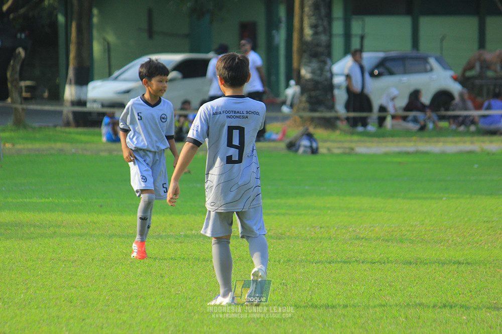 u11 170526 asia football school vs fc decorasiku
