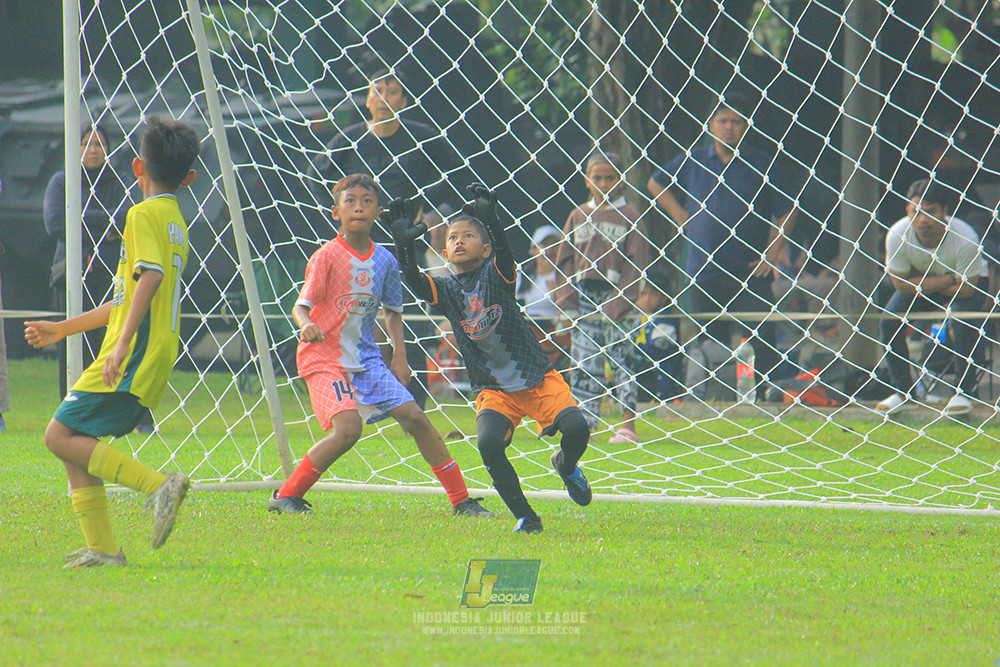 u11 170526 endang witarsa fc vs maesa pararaider white