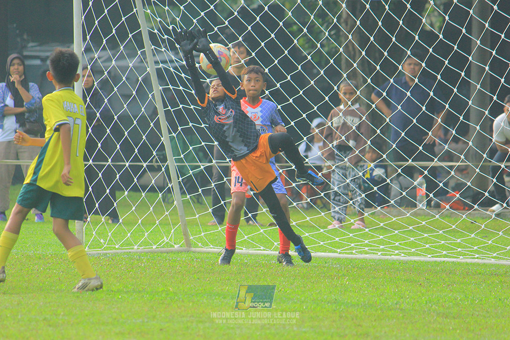 u11 170526 endang witarsa fc vs maesa pararaider white