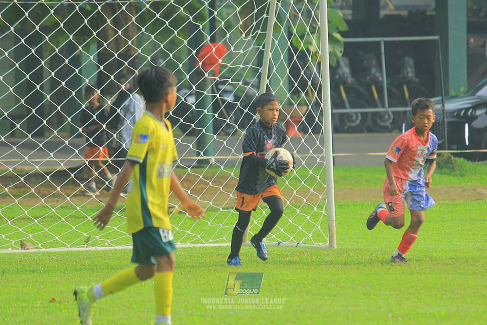 u11 170526 endang witarsa fc vs maesa pararaider white