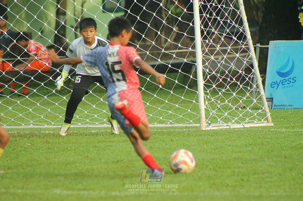u11 170526 endang witarsa fc vs maesa pararaider white
