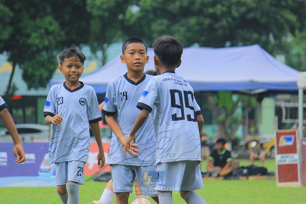 u11 170526 fifa farmel vs asia football school