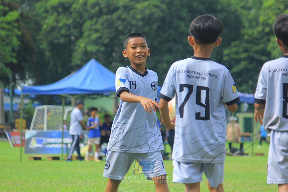 u11 170526 fifa farmel vs asia football school