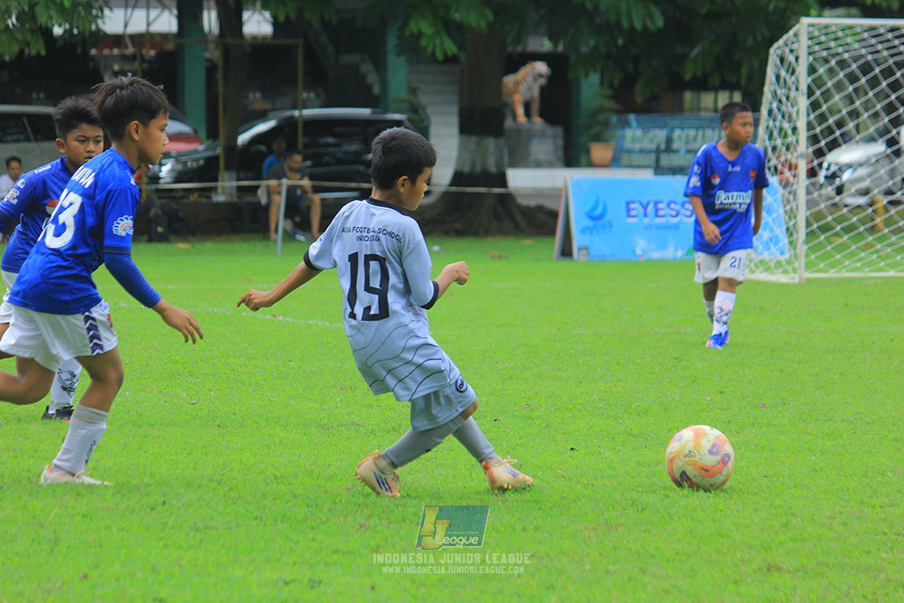 u11 170526 fifa farmel vs asia football school